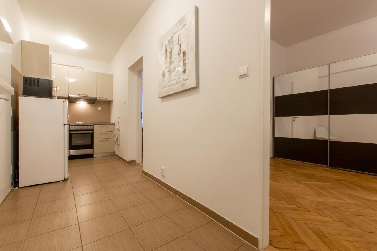 As Prague Apartments. National Theatre Apt. Old Town מראה חיצוני תמונה